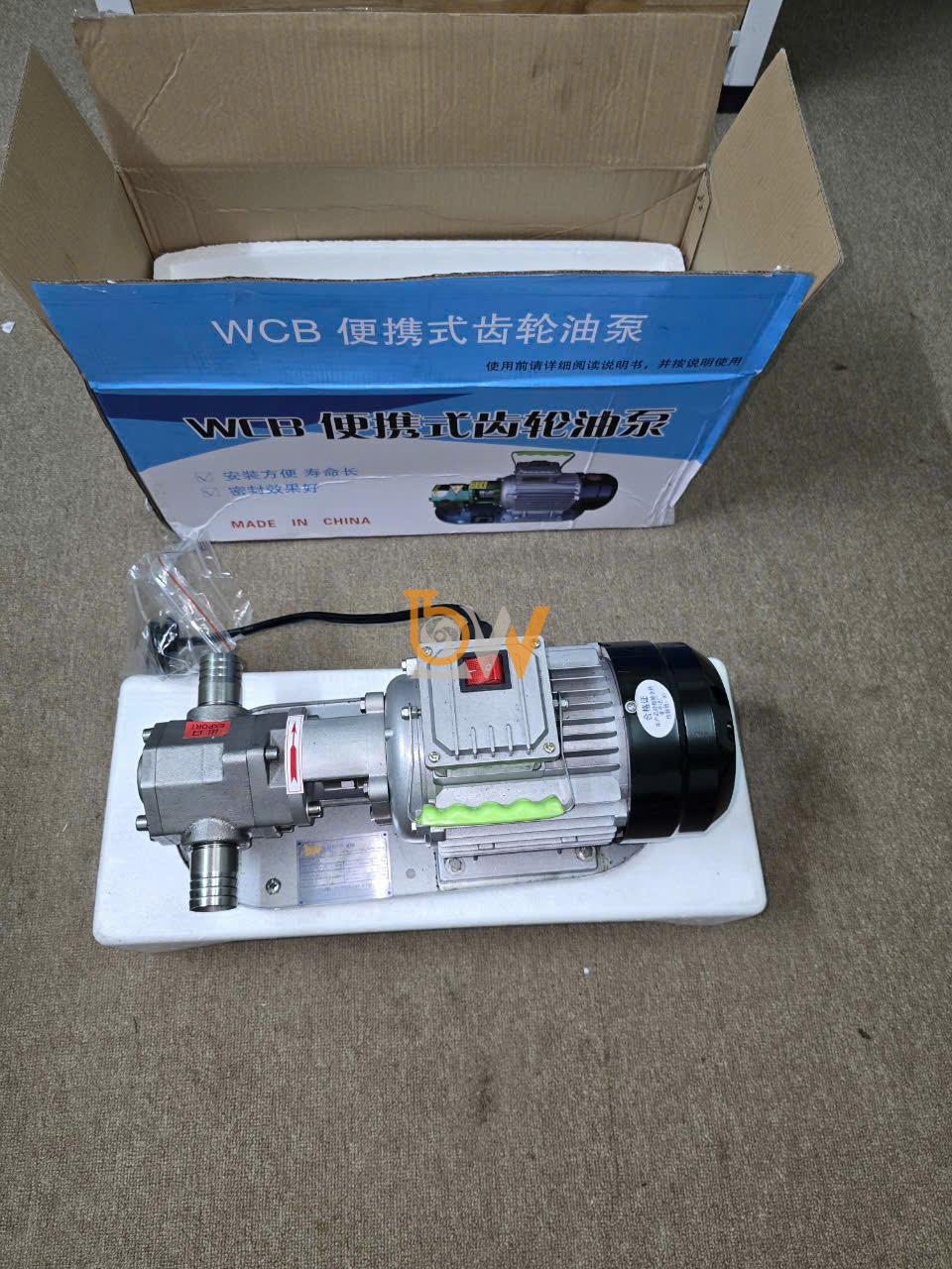 齿轮泵 WCB75 – 流量 4.5 m³/h，扬程 30m